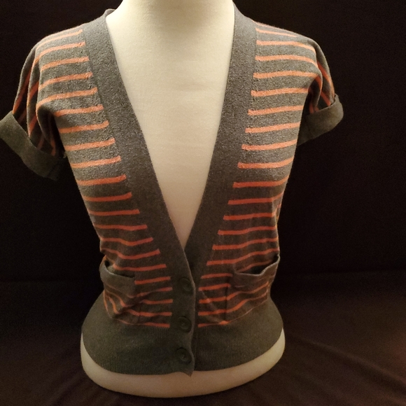 🌺American Eagle Cardigan - Picture 1 of 3